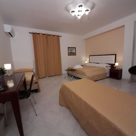 Siracusa Breakfast & Rooms Syracuse Exterior photo