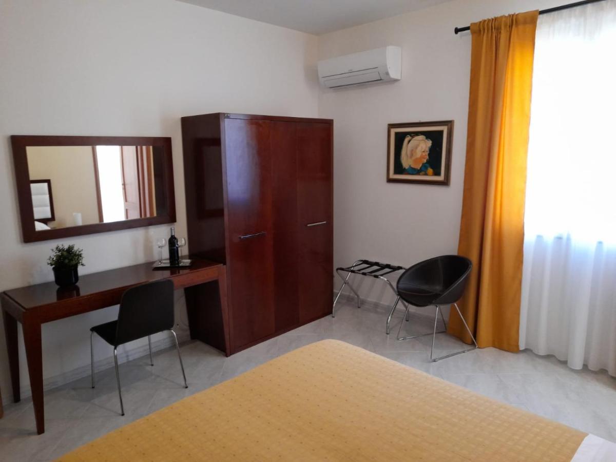 Siracusa Breakfast & Rooms Syracuse Exterior photo
