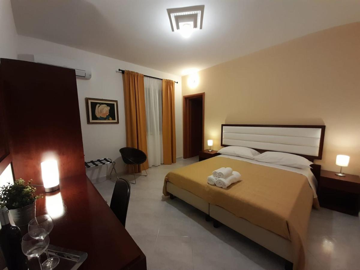 Siracusa Breakfast & Rooms Syracuse Exterior photo